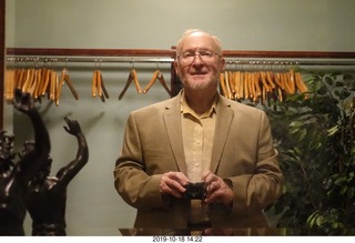 Philadelphia - Barnes Museum - capacious bathroom stall