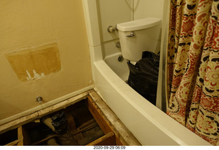 my upstairs middle bathroom without the floor