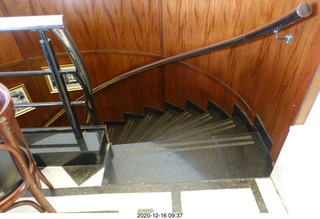 30 a0y. Argentina- Buenos Aires - Pertutti breakfast - spiral stairs