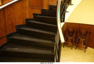 33 a0y. Argentina- Buenos Aires - Pertutti breakfast - spiral stairs