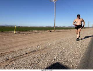 NH2T hike Browns Ranch - Adam running