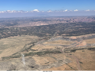 570 a16. aerial - to Monument Valley