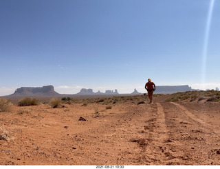 591 a16. Monument Valley run + Adam