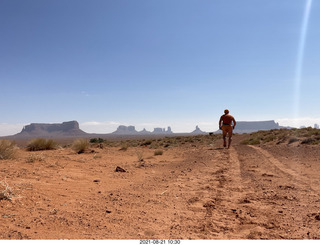 600 a16. Monument Valley run + Adam