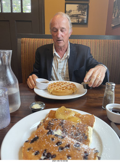 Argentina - Buenos Aires tour - bridge sign