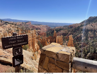 213 a18. Bryce Canyon Fairyland Trail viewpoint sign
