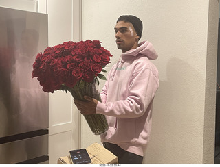 making big roses vase + Anthony