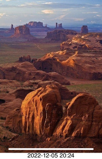 636 a1n. Facebook - Monument Valley