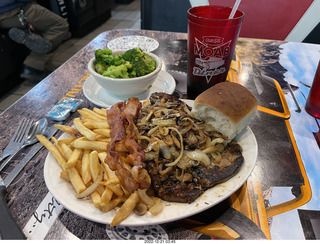 171 a1n. Moab diner - meal - liver and onions