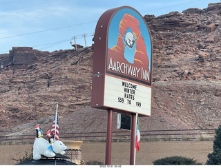 2 a1n. Utah - Moab - Aarchways Inn