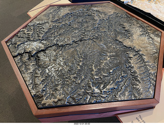 222 a1n. Utah - Canyonlands - visitor center