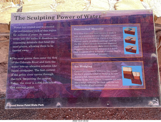 240 a1n. Utah - Dead Horse Point State Park - sign