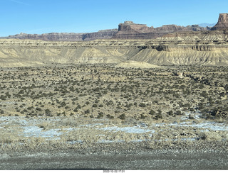 78 a1n. Utah - driving from moab to hanksville