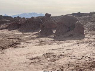 199 a1n. Utah Goblin Valley State Park - valley of goblins