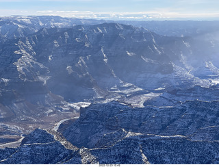 205 a1n. aerial - canyonlands - Green River, Desolation Canyon, Book Cliffs