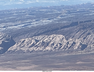 226 a1n. aerial - canyonlands - San Rafael swell (or reef)