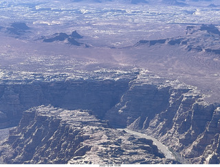 98 a1n. aerial - Cataract Canyon - Brown's Rim airstrip (U639)