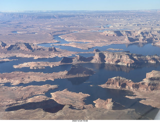 140 a1n. aerial - Lake Powell