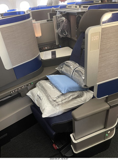 82 a1s. flight AKL to SFO - lots of pillows