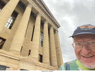 Philadelphia Museum of Art - male nudes sign