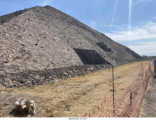38 a24. Teotihuacan - Temple of the Sun