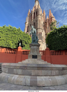 96 a24. San Miguel de Allende - church