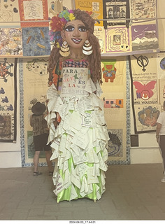 127 a24. San Miguel de Allende - tall woman