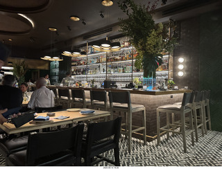 Midtown Manhattan restaurant - flowers