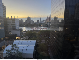 Midtown Manhattan - Queensborough Bridge sunrise