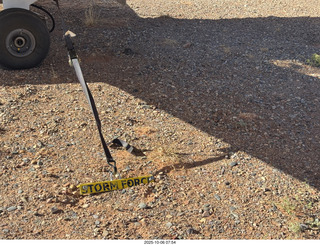 Monument Valley (UT25) - tying down N8377W