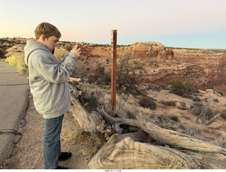 561 a2q. Utah - Canyonlands National Park drive back to Moab