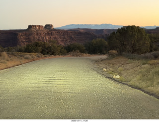 565 a2q. Utah - Canyonlands National Park drive back to Moab