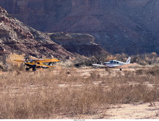 47 a2q. Utah - Mineral Canyon airstrip - NII8WY and N8377W