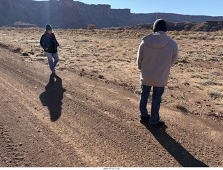 164 a2q. Utah - Mineral Canyon hike - Tyler and Heather
