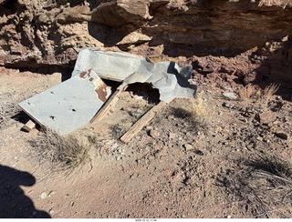 200 a2q. Utah -  Mineral Canyon hike - stuff