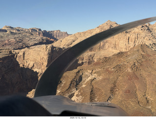 280 a2q. aerial - Utah - canyonlands