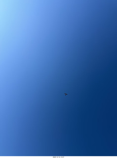 387 a2q. Utah - Hidden Splendor hike - yellow Husky NII8WY