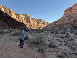 412 a2q. Utah - Hidden Splendor hike - Tyler