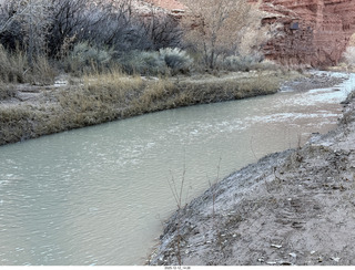 436 a2q. Utah - Hidden Splendor hike - Muddy Creek