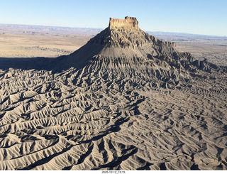 513 a2q. aerial - Utah - canyonlands