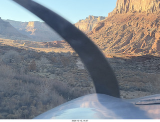 571 a2q. aerial - Utah - canyonlands