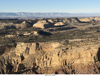 636 a2q. aerial - Utah - canyonlands