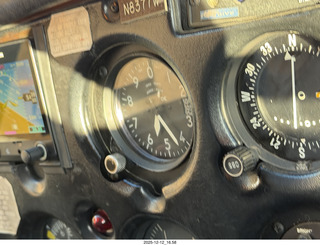 658 a2q. N8377W instruments