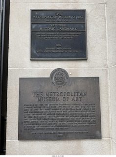 New York City - Manhattan - The Metropolitan Museum of Art - signs