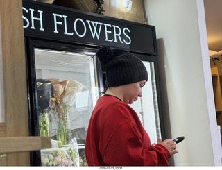 New York City - Manhattan - New York Ballet - rose-petal ice cream cone