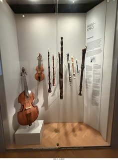 New York City - Manhattan - New York Ballet - Metropolitan Museum of Art - musical instruments