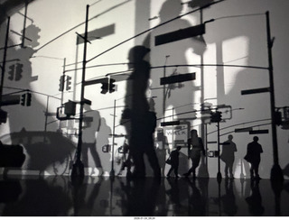 New York City - Arte Museum - cool 'grown-up' display